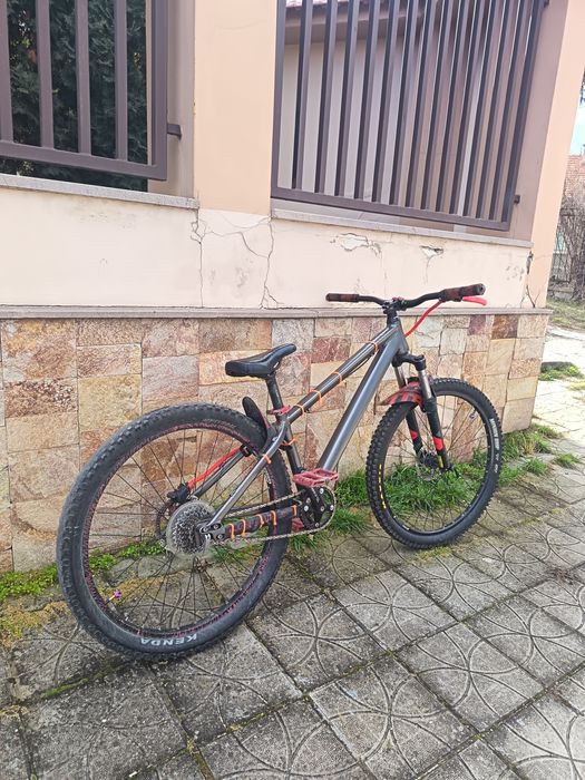 Drag C2 custom в перфектно състояние!