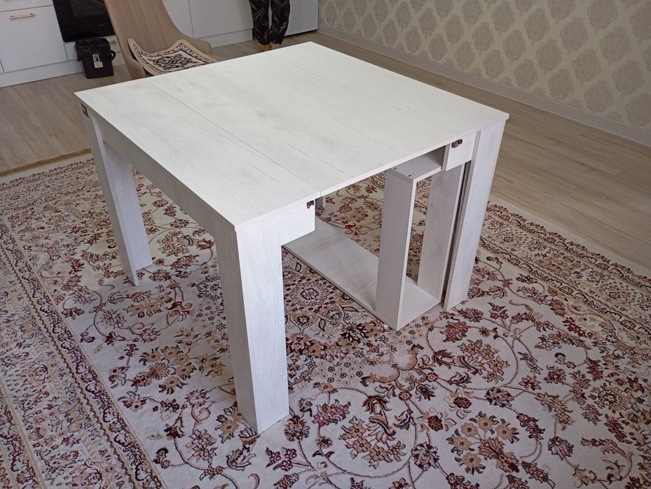 Продаю стол трансформер