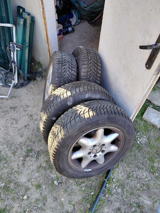 Джанти с Зимни Гуми 15ц.Мерцедес Ц Кл.