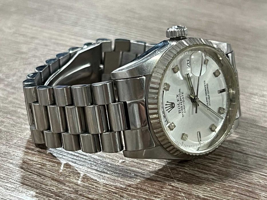 Дамски часовник T swiss made