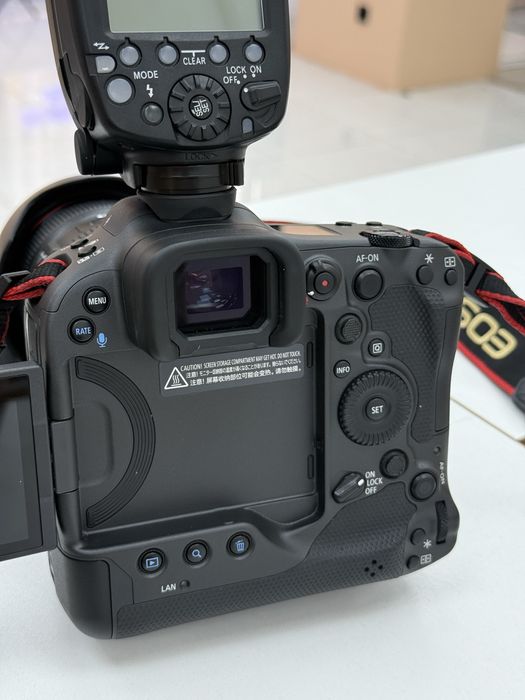 Фотоаппарат Canon EOS R3 Body 0-0-24