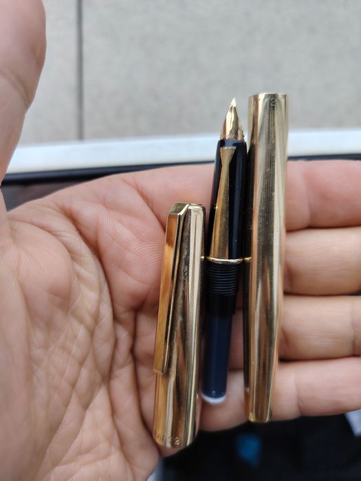 Stilou OMAS 72 cu peniță din aur