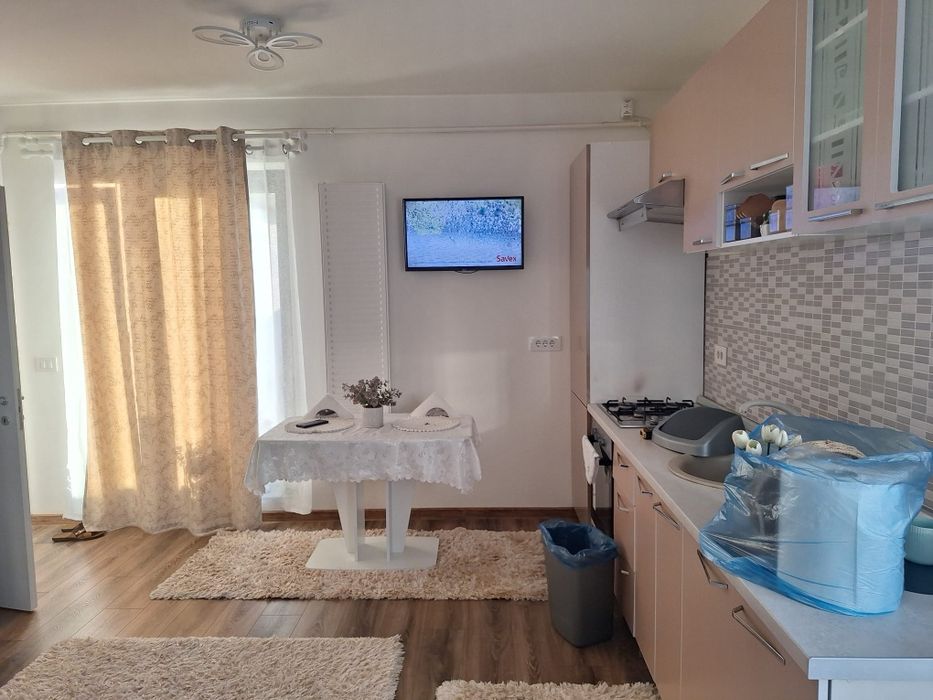 Persoana fizica inchiriez penthouse