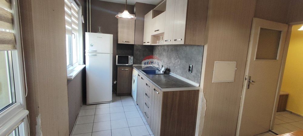 Продава се Тристаен апартамент в Варна, Младост 2 - 73 кв.м за 2096 €/кв.м - Снимка #1