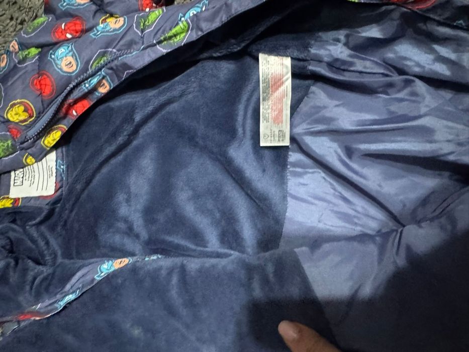 Salopeta combinezon iarna Marvel marimea 80(9-12 luni) impecabil