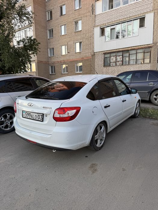 Lada granta 2015