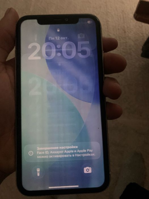 Продам 11 айфон 128 гб
