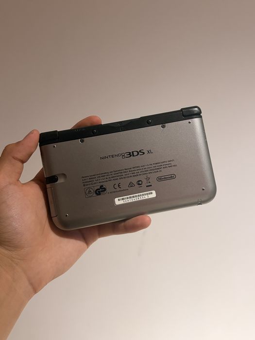 Nintendo 3DS XL Gray