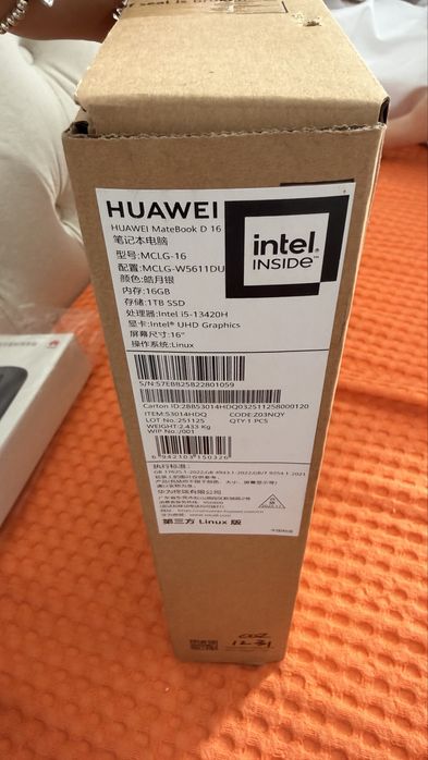 Ноутбук Huawei matebook D16