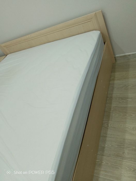 Кровать двуспальная