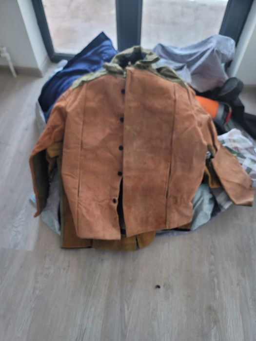 Отдам все вместе новое