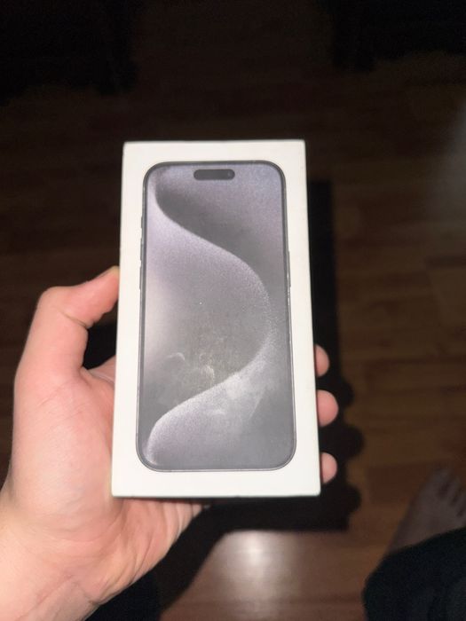 Айфон 15 про в нормальном состаяний