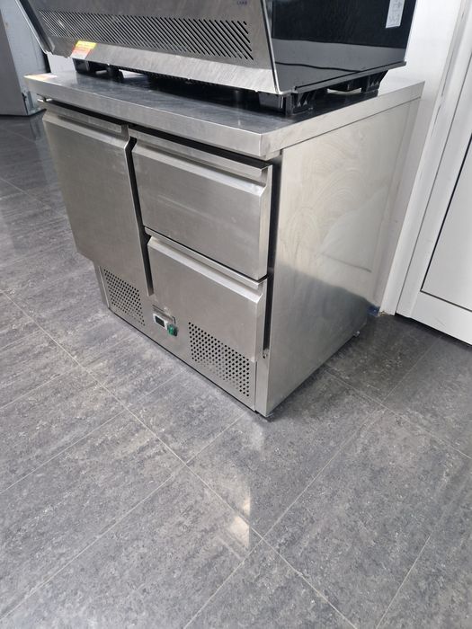 Професионална Маса