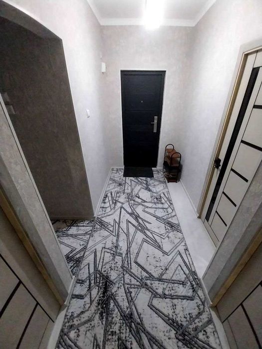 3 хона 4 хона килинган квартира сотилади