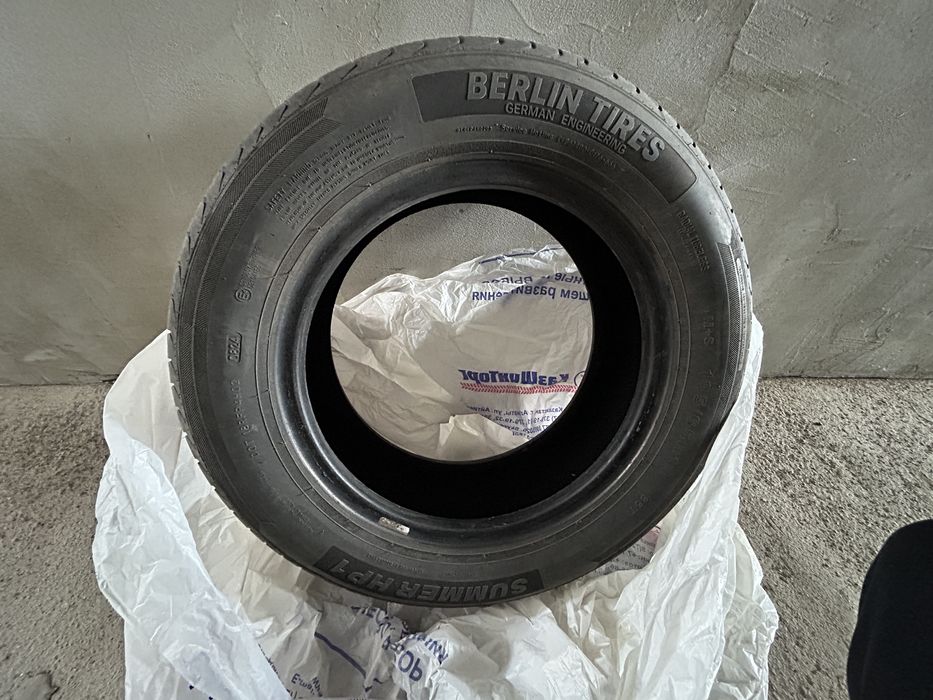 Продам комплект летней резины 4 шт в отличном состоянии