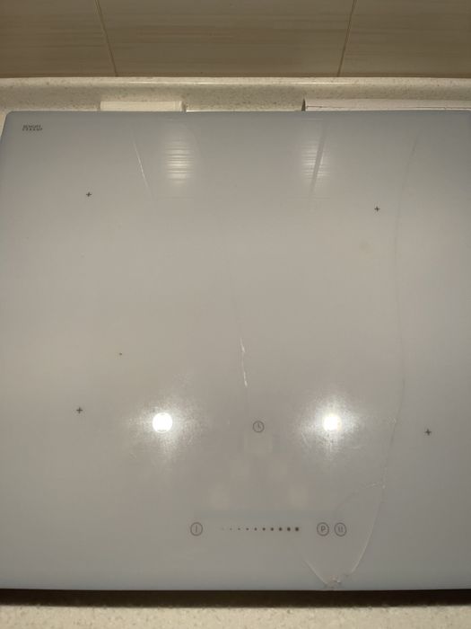 Индукционная варочная поверхность.