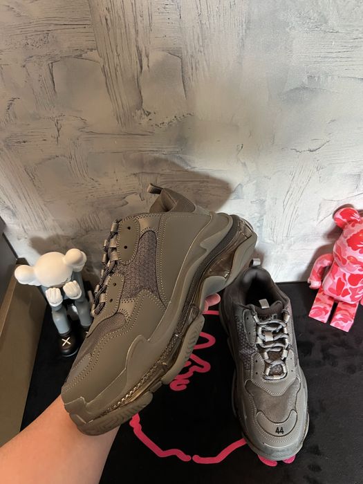 Balenciaga Triple S Gray