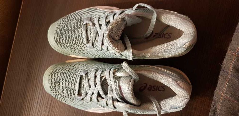 Pantofi sport Asics pentru tenis