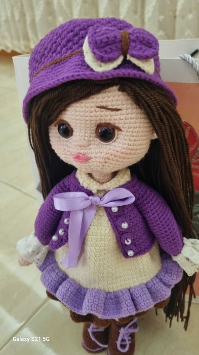 Ръчно плетена кукла