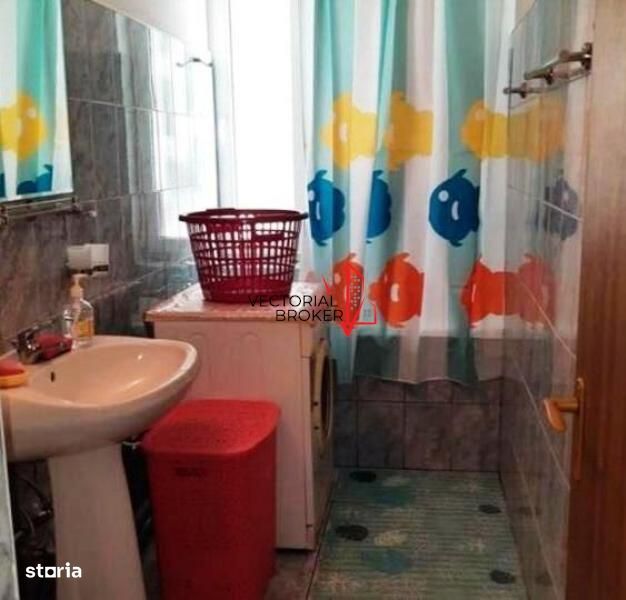 Garsoniera Decomandata  Locuit Sau Investitie