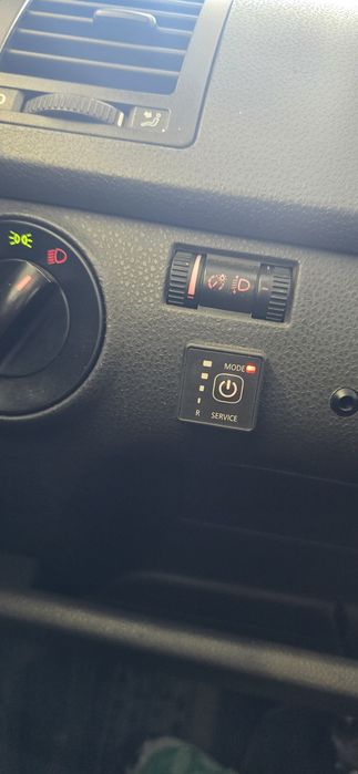 Продавам Polo газ бензин