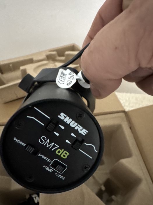 microfon podcast studio Shure SM7DB SM 7 DB