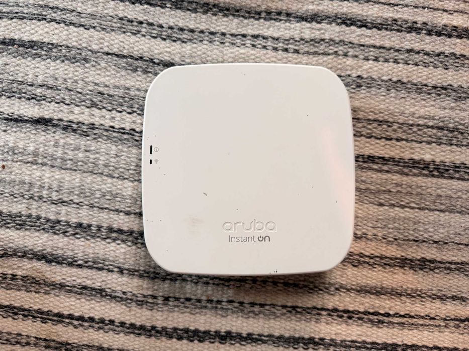 Access Point Aruba AP11 ( 2 bucati )