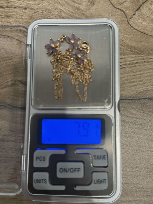 Продам колье 585* с натуральным камнем аметист