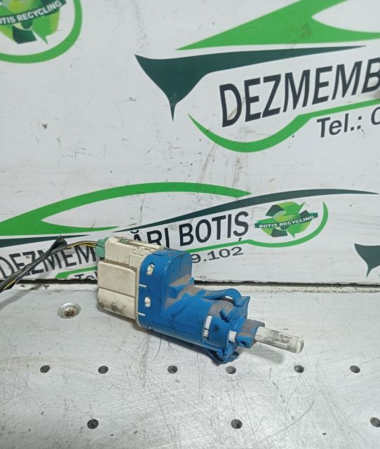 Switch pedala frana Ford Focus a 2-a generatie