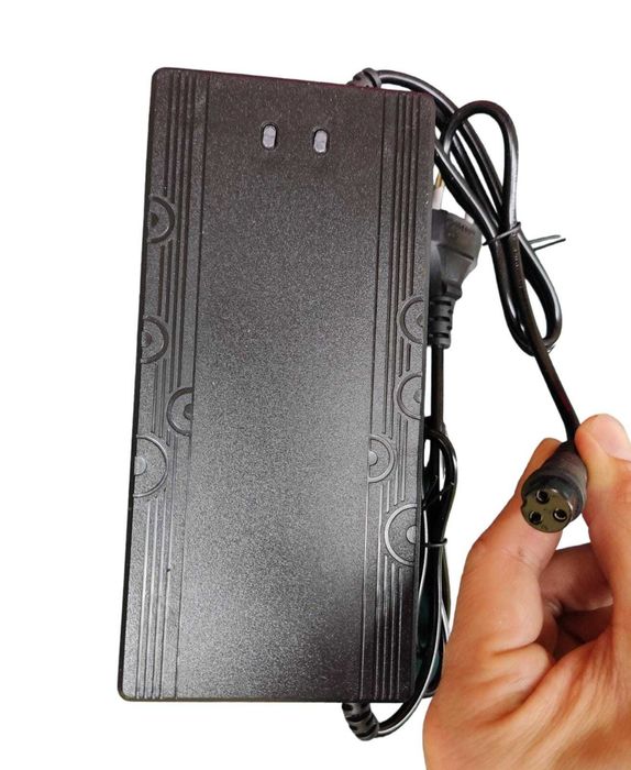 Incarcator rapid trotineta electrica Kugoo G2pro G3 pro 48v li 54.6 4A