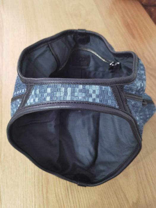 Geanta UGG aproape noua