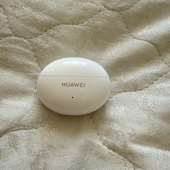 кейс от huawei freebuds 5i