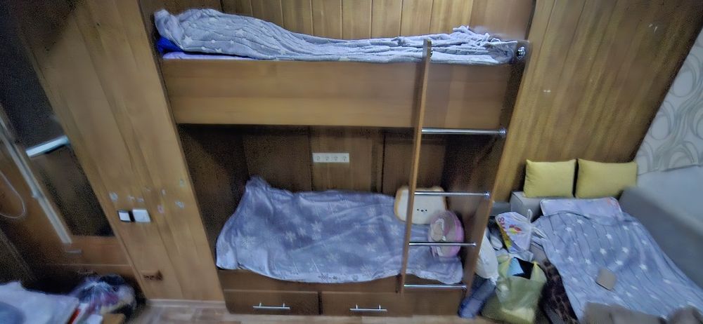 Кровать 2-х ярусная.