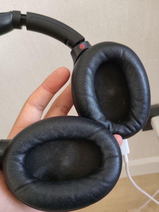 Продам Наушники Sony оригинал