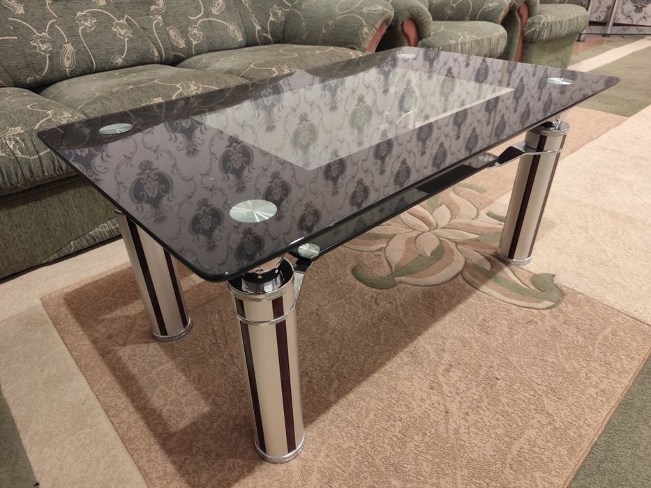 Журналный стол 399 минг сумга срочно сотилади