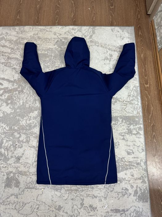 Куртка адидас.