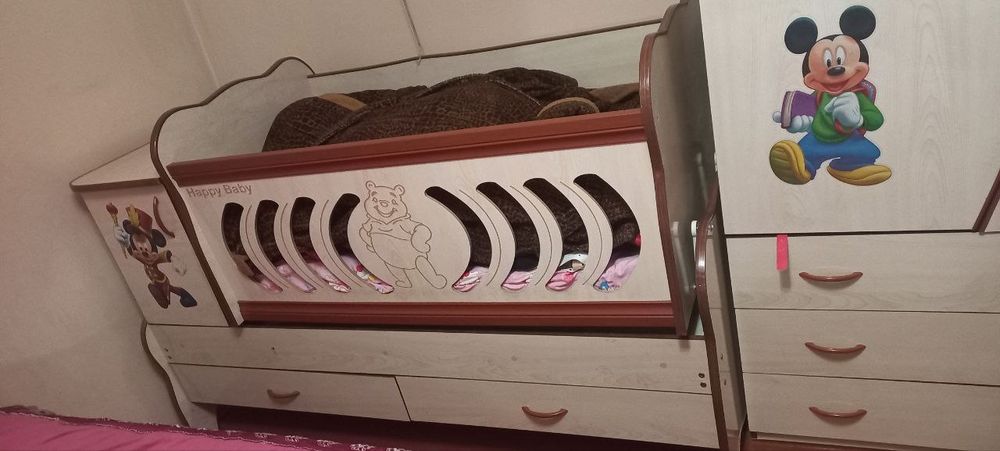 detskiy kravat shkafi bn sotiladi