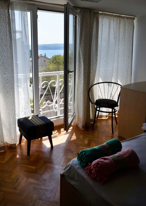 Дава се под наем Къща в Варна, Център - 200 кв.м за 1400 € - Снимка #9