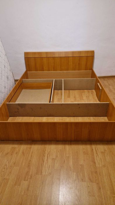 Pat in perfectă stare