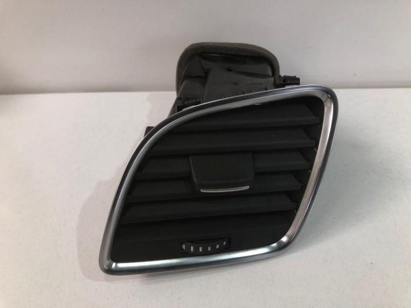 Grila ventilatie stanga fata Audi Q3 8U 8u1820901b SUV