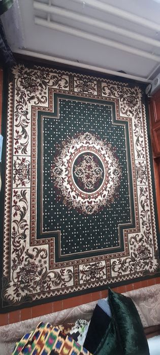 2та Гилам сатылады...