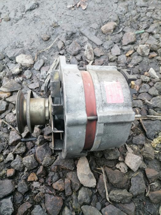 Продам генератор пассат