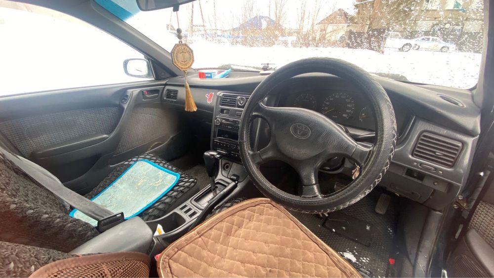 Продам тойоту на автомате