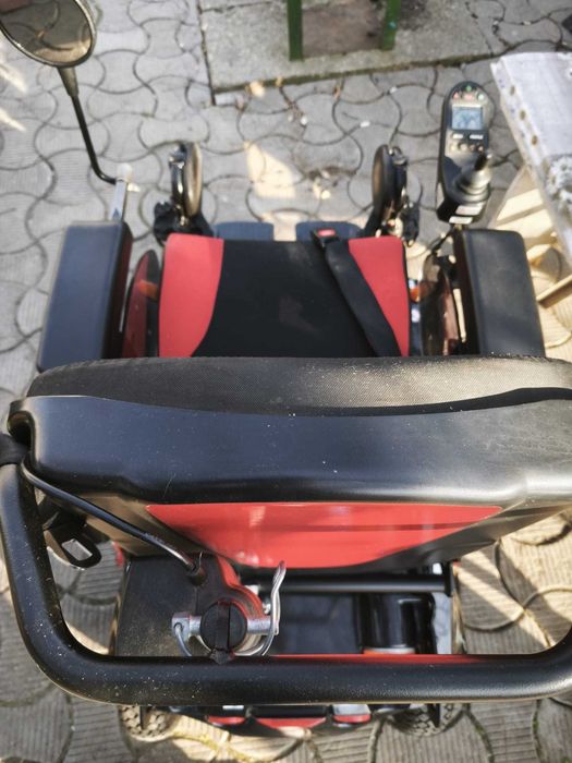 Sscaun cu rotile electric meyra optimus 3.622 full electric