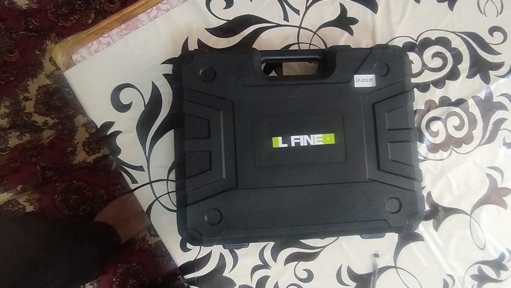 Инструмет набор сотилади