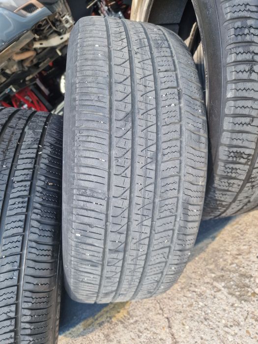 Pirelli Scorpion 245/45/21 all season