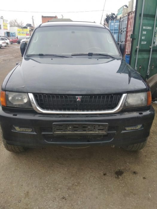 Автозапчасти на монтеро спорт