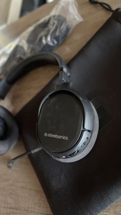 casti gaming bluethoot steelseries