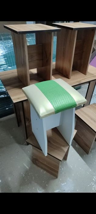 Кух.мебл.Табуреты,столы.
