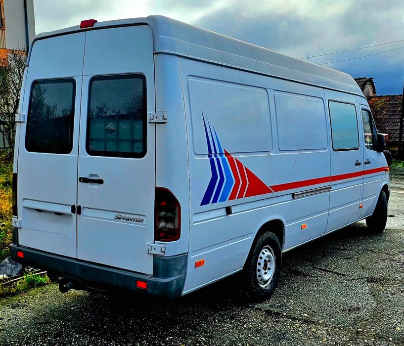 Mercedes-Benz Sprinter 313